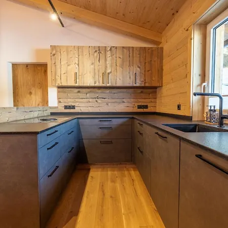 Grubi's Chalet Alm * 겔로스