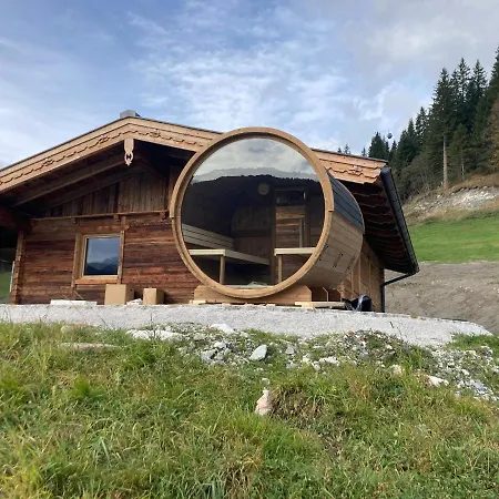Chalet Grubi's Chalet Alm *